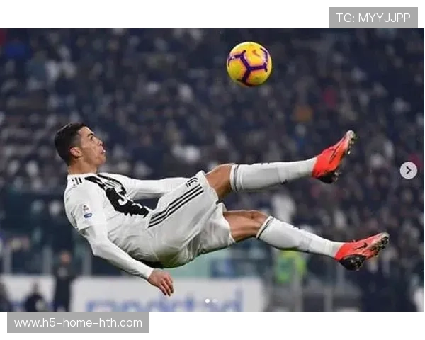 罗马强攻右路，斯皮纳佐拉一次内切极具想象力