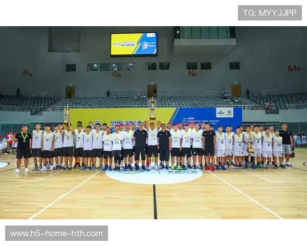 外卡赛场闪耀青春力量，强者如林